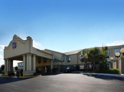Best Western Ft. Stewart Inn & Suites3