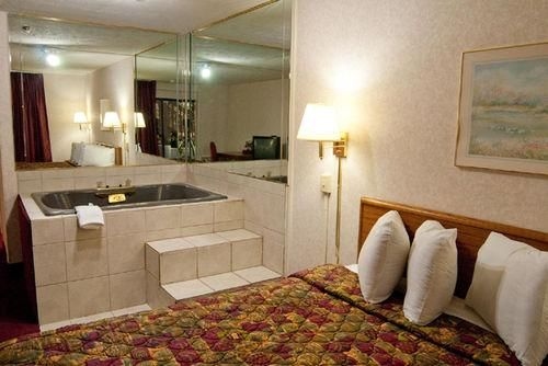 Rodeway Inn Indianapolis4