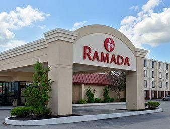 รามาดา บาย วินด์แฮม วอเทอร์ตาวน์ (Ramada by Wyndham Watertown)0
