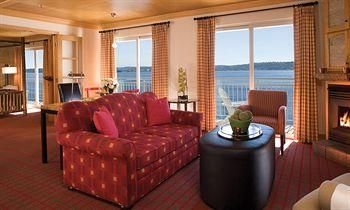 The Edgewater2
