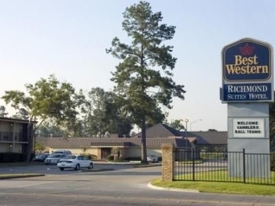 Best Western Richmond Suites2