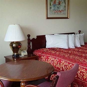 Days Inn Johnson City4
