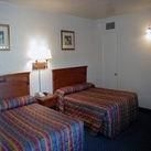 Econo Lodge Inn & Suites West Hollywood0