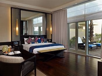 Rixos The Palm Dubai3