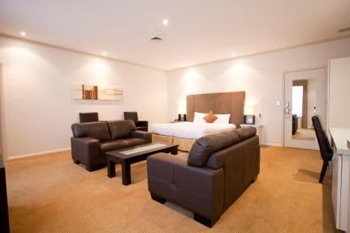 Deluxe Suite