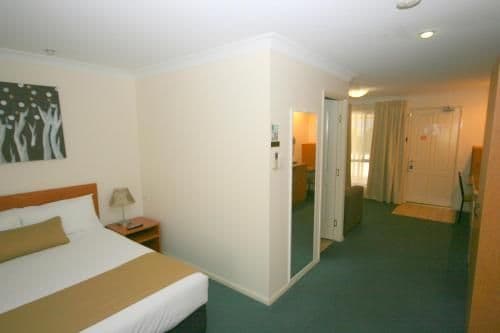 Executive Queen Room