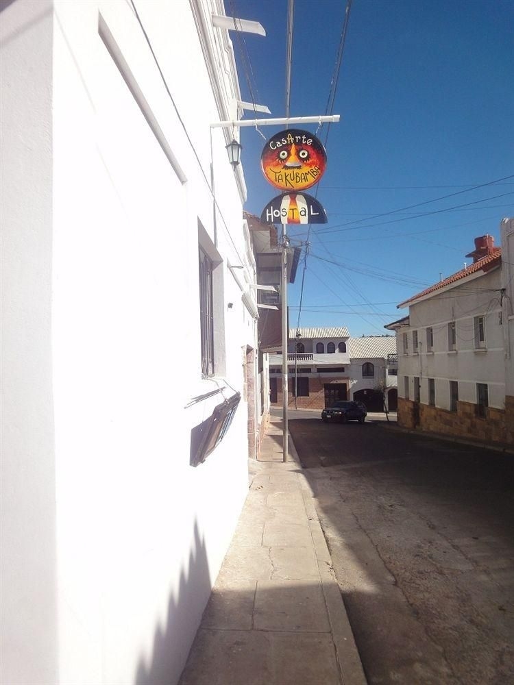 Hostal Casarte Takubamba1