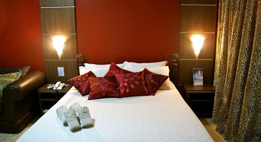 Hm Plaza Hotel4