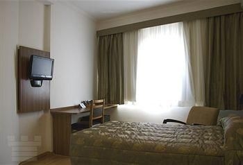 Faro Hotel3