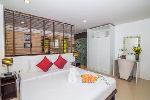 Two-Bedroom Villa with Garden View