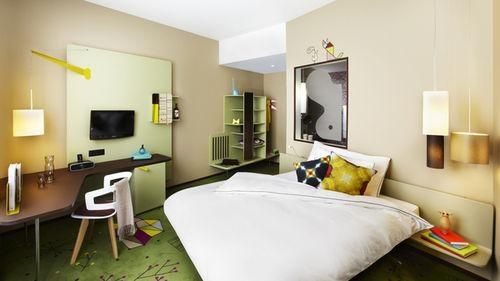 โรงแรม 25 อาวร์ ซูริค เวสต์ (25hours Hotel Zurich West)0