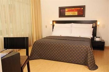 Casa Hotel Asturias Medellin4