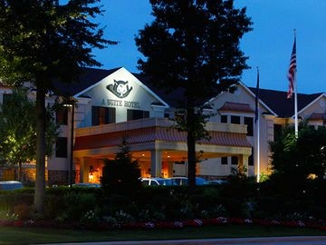ดิ อินน์ แอท ฟ็อกซ์ ฮัลโลว์ โฮเต็ล (The Inn At Fox Hollow Hotel)0