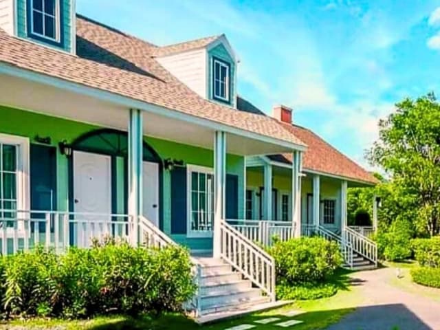 2 Bedroom