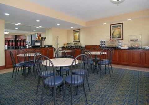 Comfort Suites Biltmore Square Mall