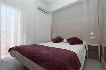 Hostal Residencia Diamante0