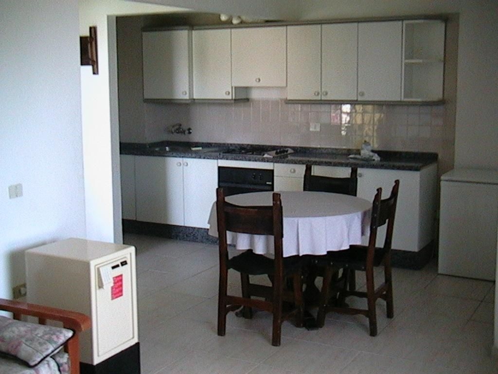 El Sombrero Apartments3