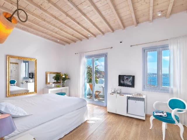 SUITE SUPERIOR SEA VIEW