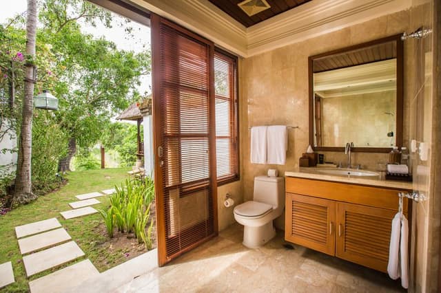 VILLA FOUR BEDROOMS