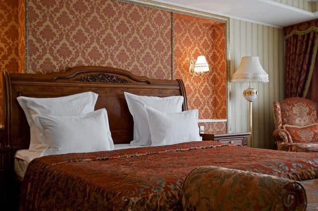 SUITE PREMIUM