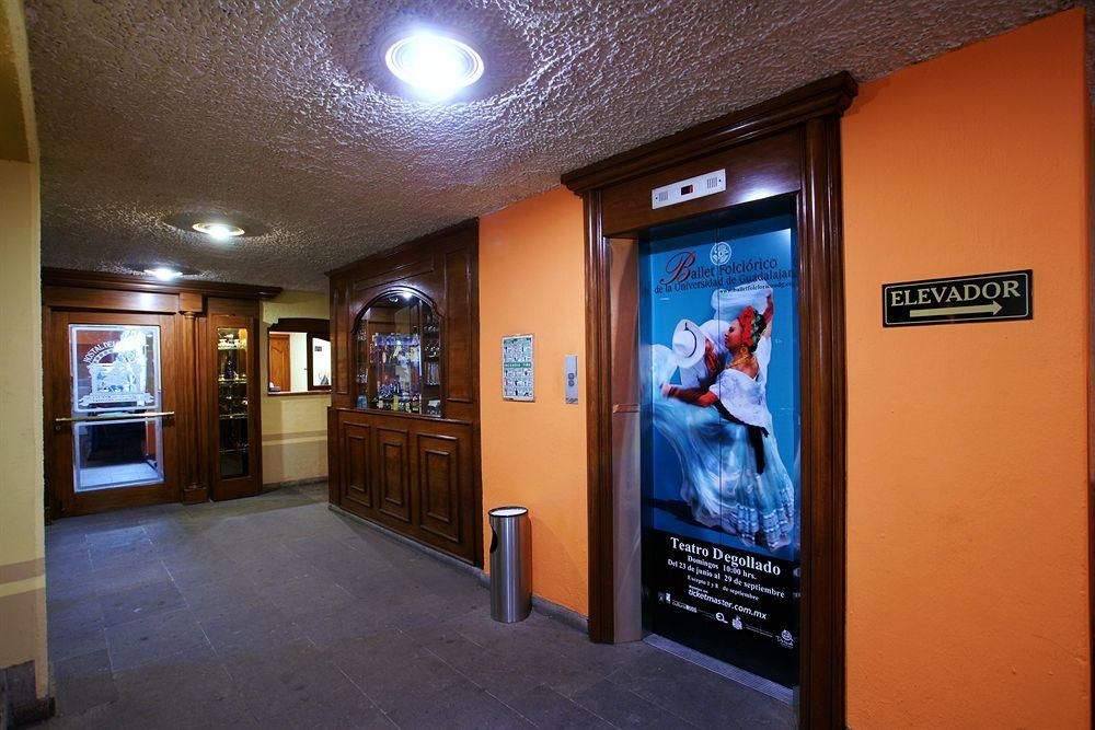 Hotel Santiago De Compostela4