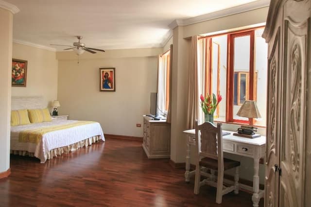 JUNIOR SUITE CAPACITY 1
