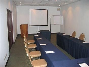 Radisson Hotel San Isidro3