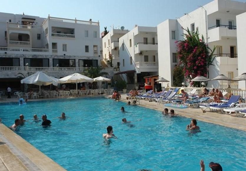 Peda Gumbet Holiday Beach1