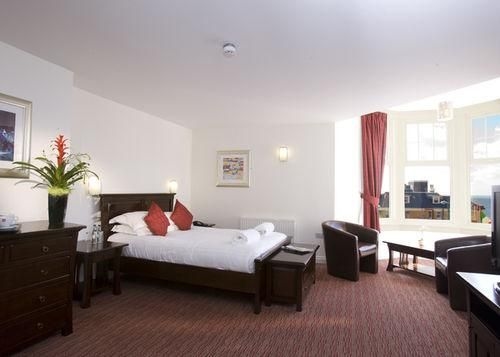 โรงแรม พาร์ค เซ็นทรัล (Park Central Hotel)2