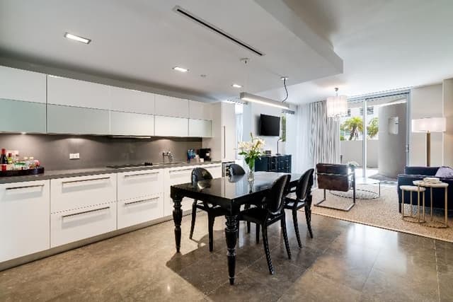 SUITE ONE BEDROOM WITH TERRACE