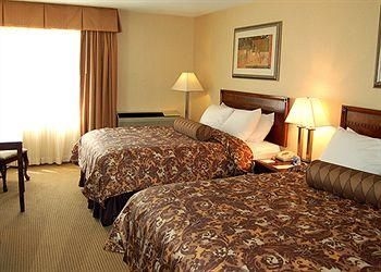 Clarion Inn & Suites3
