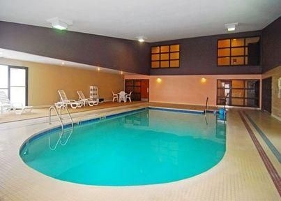 Comfort Inn Marshfield3