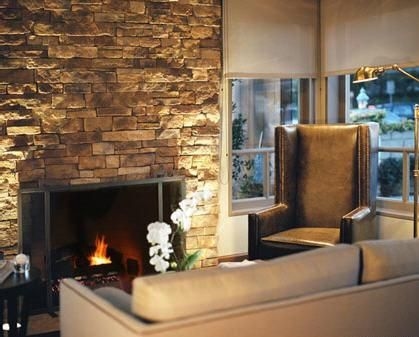 Brentwood Inn1