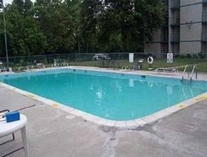 Knights Inn Nashville3