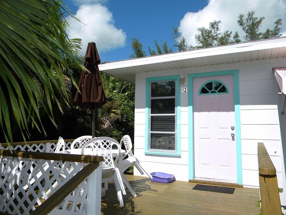 Gulf Breeze Cottages3