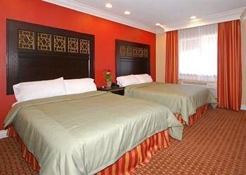 Rodeway Inn Near L.A. Live2