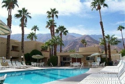 Desert Vacation Villas2