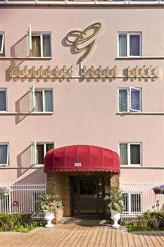 Anchorage Grand Hotel4