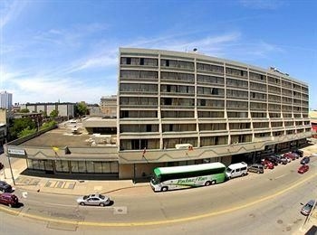 Hotel Avalon Erie3