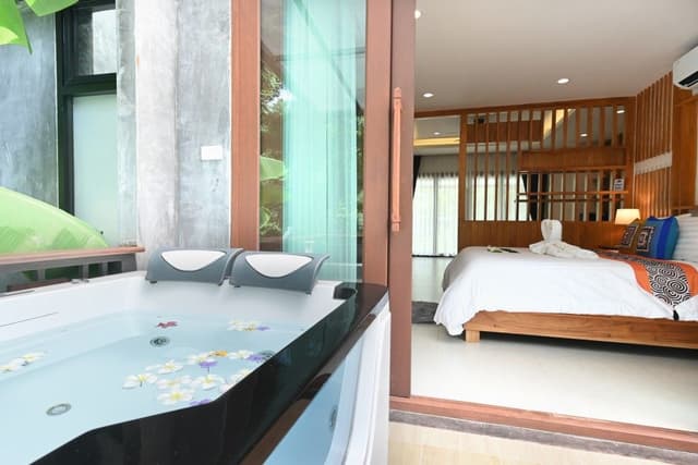 2BR Suite Jacuzzi Villa