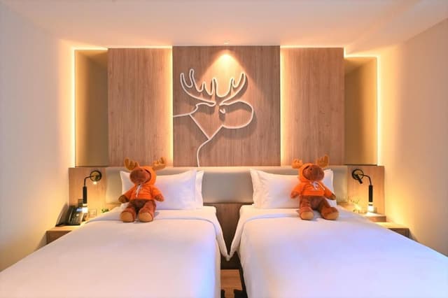 Superior Twin Bed