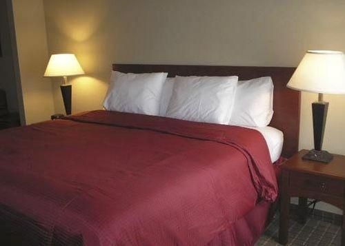 SLEEP INN AND SUITES HATTIESBUR0