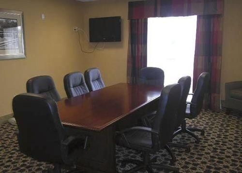 SLEEP INN AND SUITES HATTIESBUR1