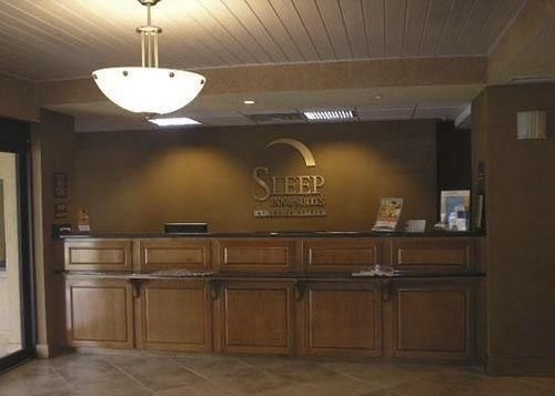 SLEEP INN AND SUITES HATTIESBUR2