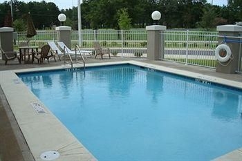Country Inn & Suites By Carlson, Tallahassee I-10 East, FL2