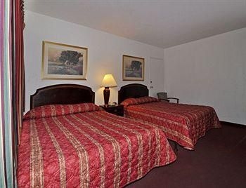 Presidio Inn3