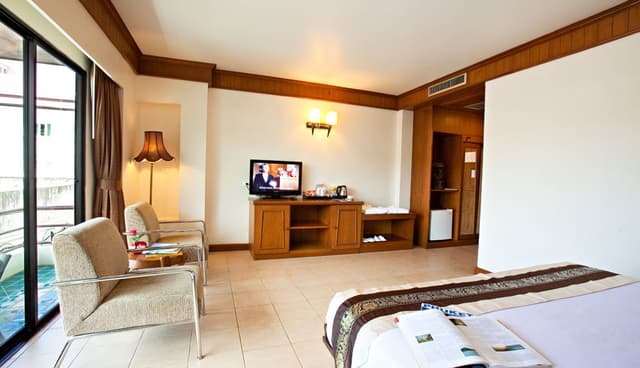 Grand Deluxe Room