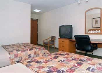 Sleep Inn And Suites Bensalem