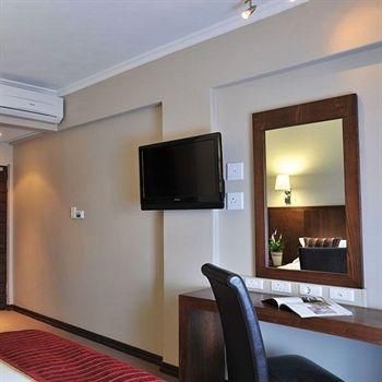 Protea Hotel Hatfield1