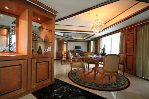 One Bedroom Regency Suite